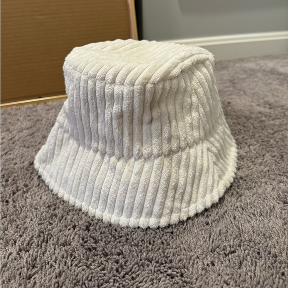 Bucket Hat - Picture 3 of 4